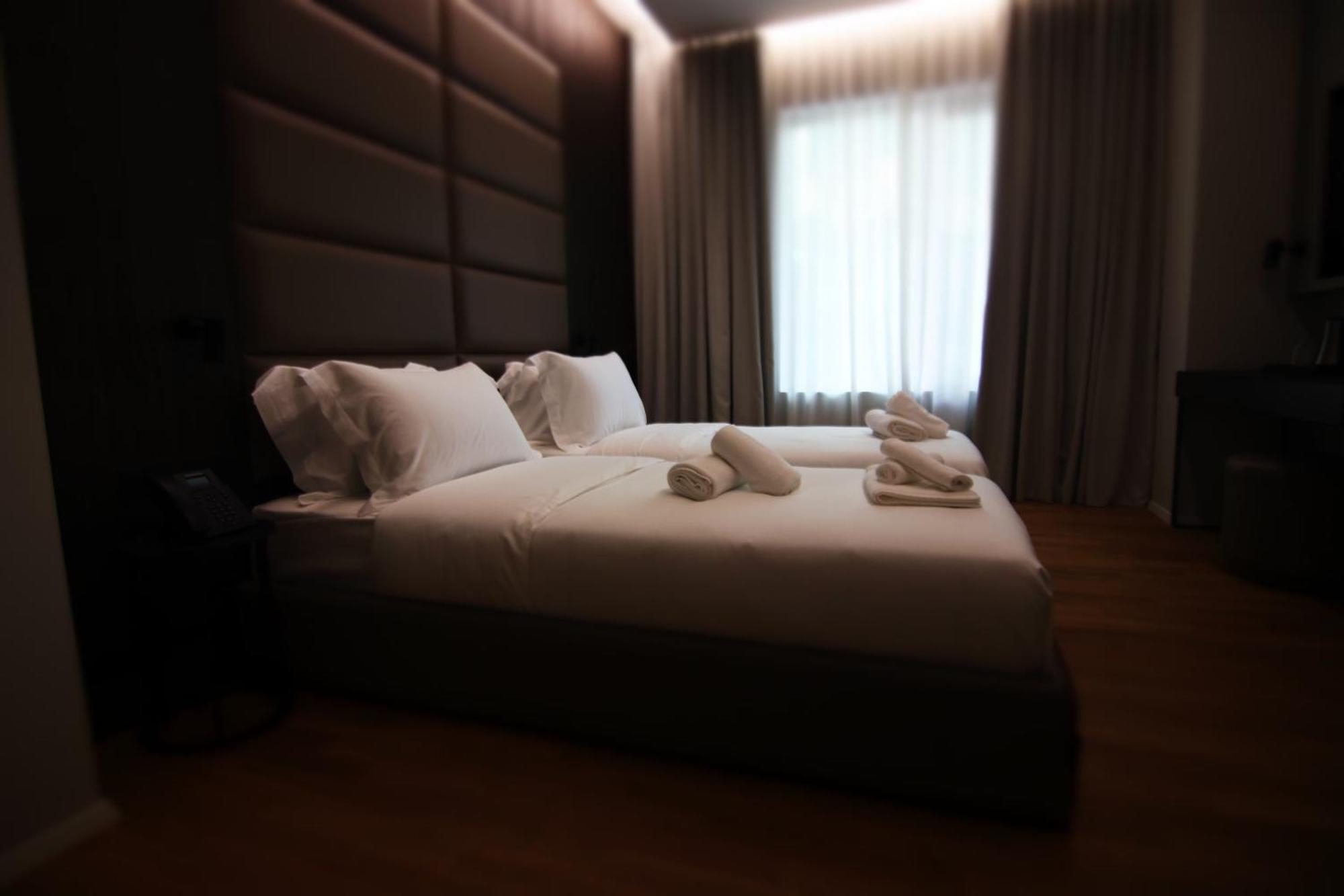 Boutique Hotel Adelar Tirana Kültér fotó