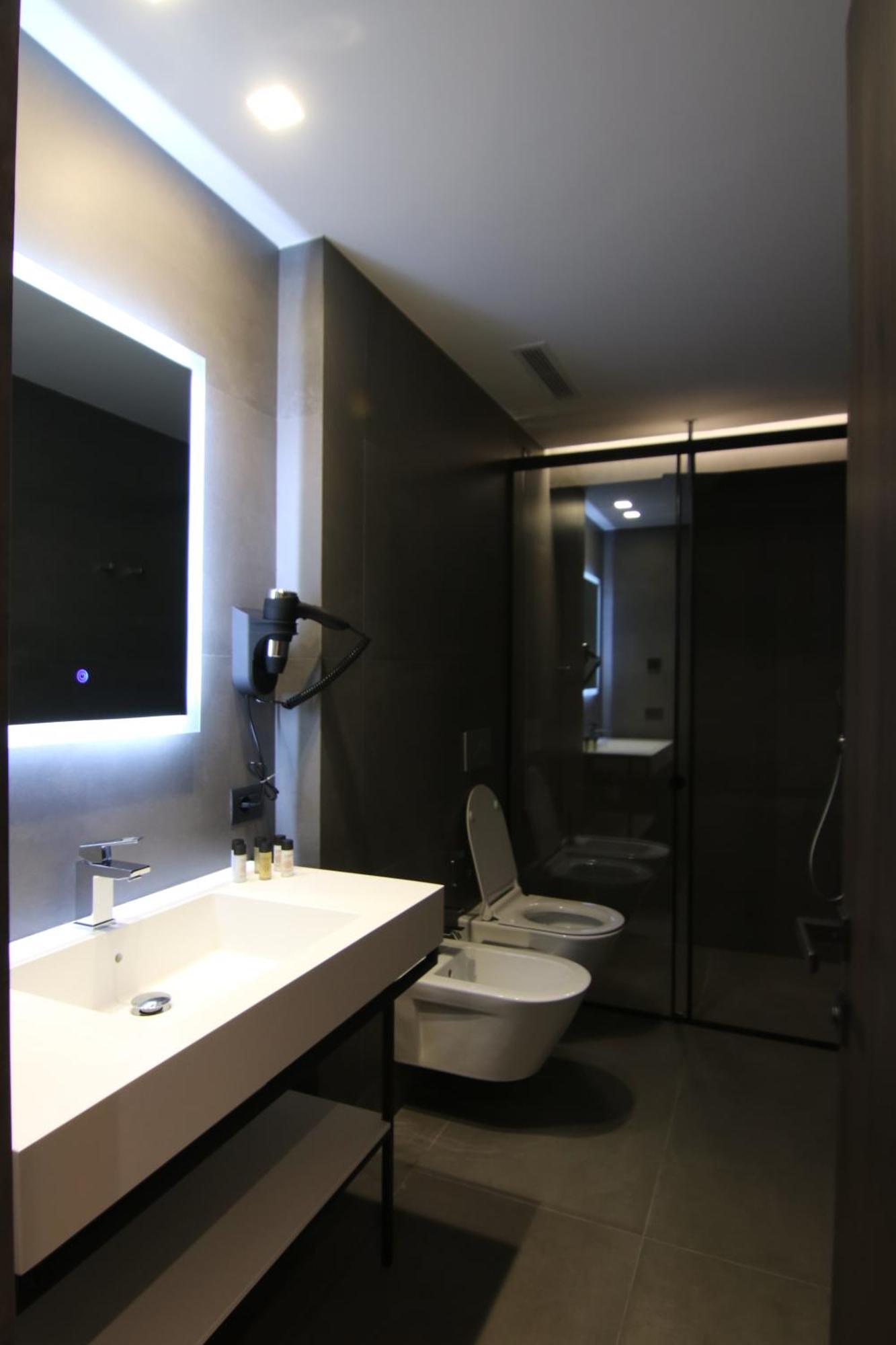 Boutique Hotel Adelar Tirana Kültér fotó