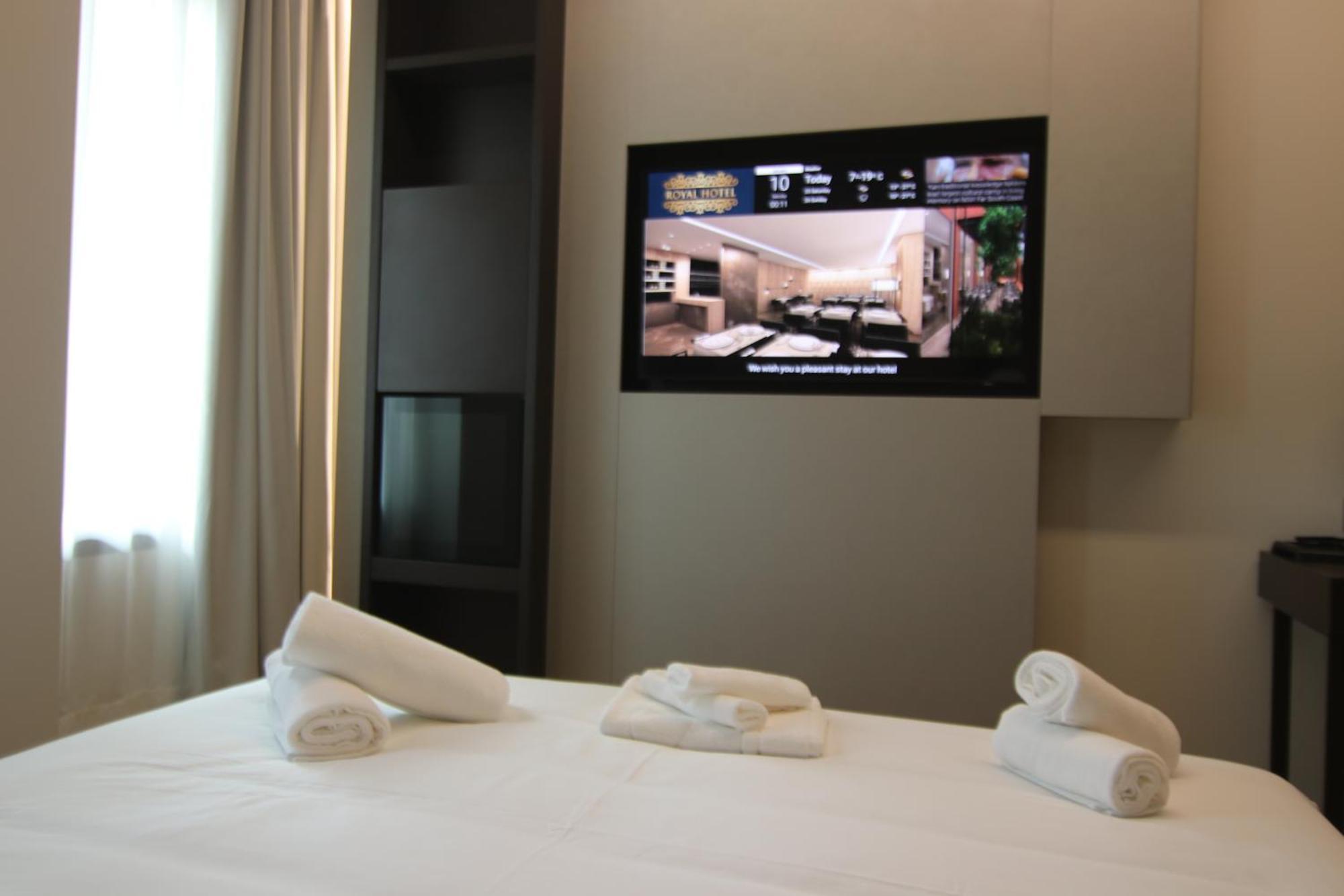 Boutique Hotel Adelar Tirana Kültér fotó